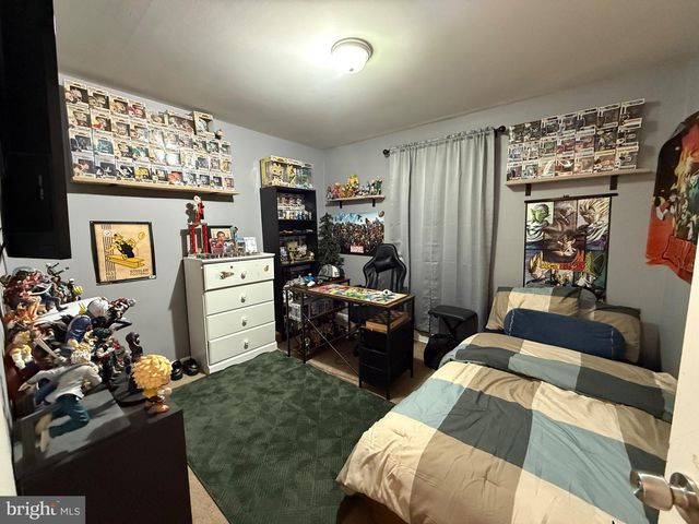 305 W SUMMIT ST, Vineland, NJ 08360