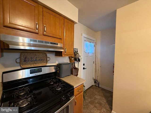 305 W SUMMIT ST, Vineland, NJ 08360