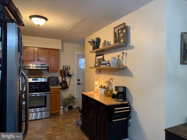 305 W SUMMIT ST, Vineland, NJ 08360