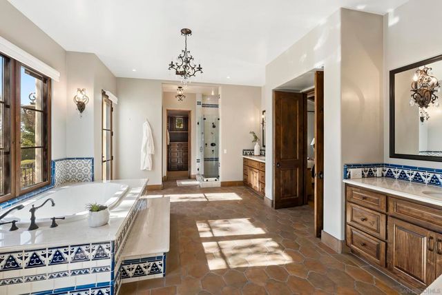 16636 El Zorro Vista, Rancho Santa Fe, CA 92067