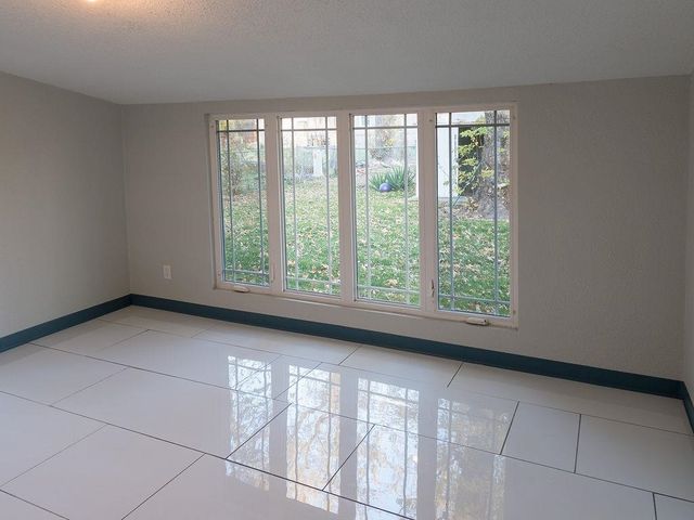 1708 S Fabrique, Wichita, KS 67218