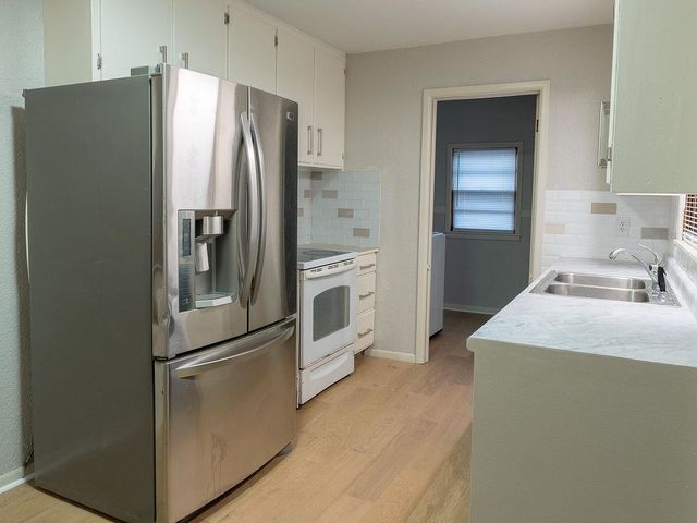 1708 S Fabrique, Wichita, KS 67218