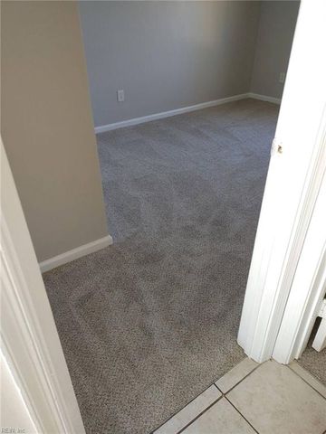 1336 Little Bay Ave Apt 4, Norfolk, VA 23503