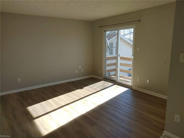 1336 Little Bay Ave Apt 4, Norfolk, VA 23503