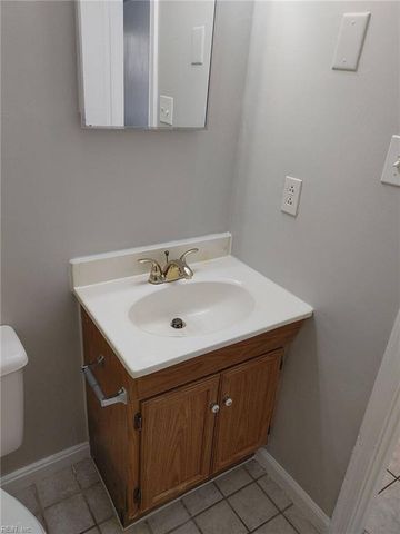 1336 Little Bay Ave Apt 4, Norfolk, VA 23503
