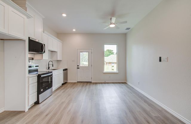 15309 Coaltown Road, Willis, TX 77378