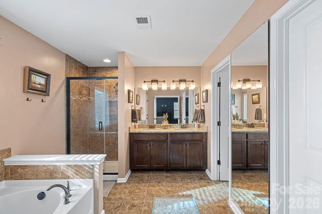 1203 Guadalupe Lane, Charlotte, NC 28214