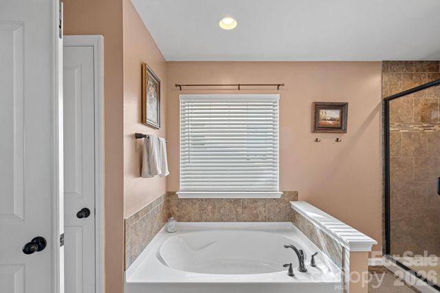 1203 Guadalupe Lane, Charlotte, NC 28214