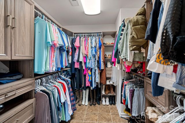 1203 Guadalupe Lane, Charlotte, NC 28214