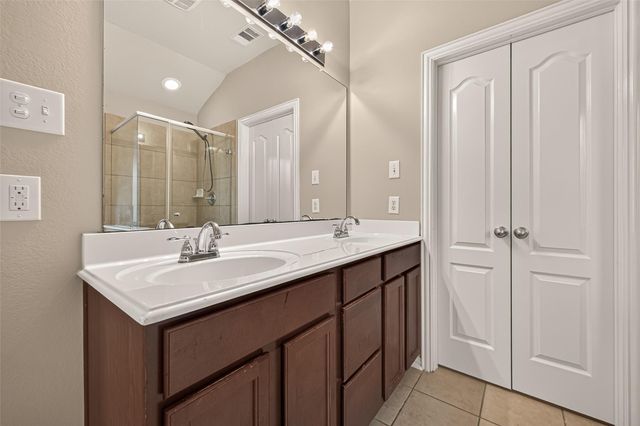 2335 Snowy Egret Drive, Katy, TX 77494