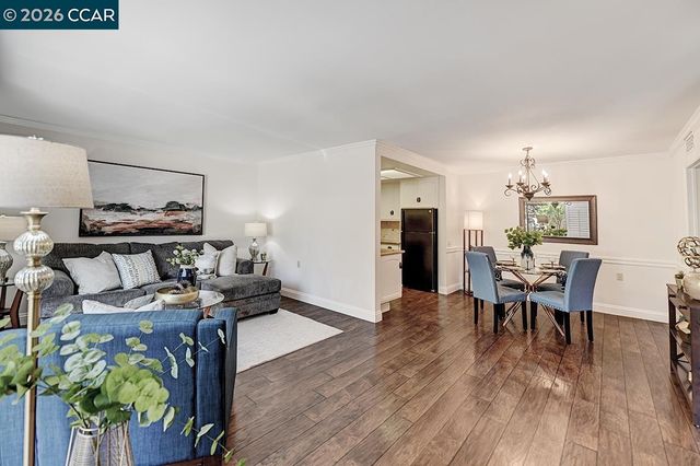 2216 Tice Creek Dr 2, Walnut Creek, CA 94595