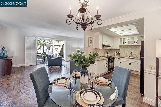 2216 Tice Creek Dr 2, Walnut Creek, CA 94595