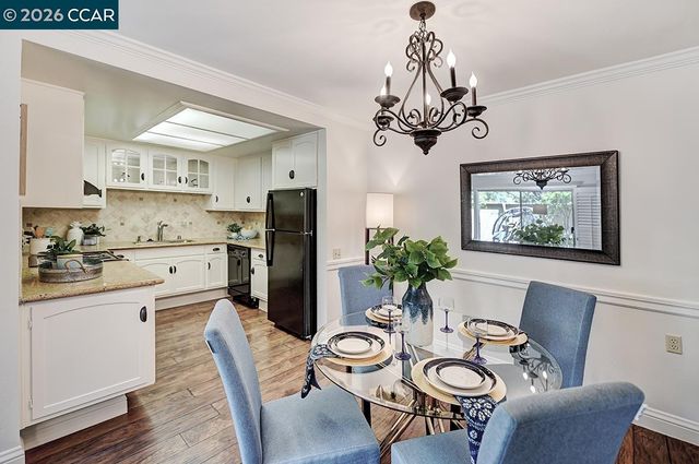 2216 Tice Creek Dr 2, Walnut Creek, CA 94595