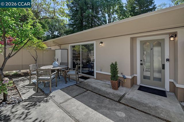 2216 Tice Creek Dr 2, Walnut Creek, CA 94595