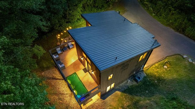1619 Mitchell Farm Rd, Sevierville, TN 37876
