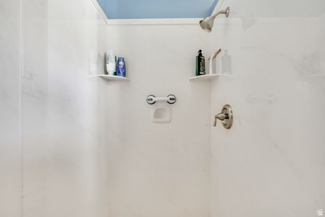 9639 S SKYE PARK RD, South Jordan, UT 84009