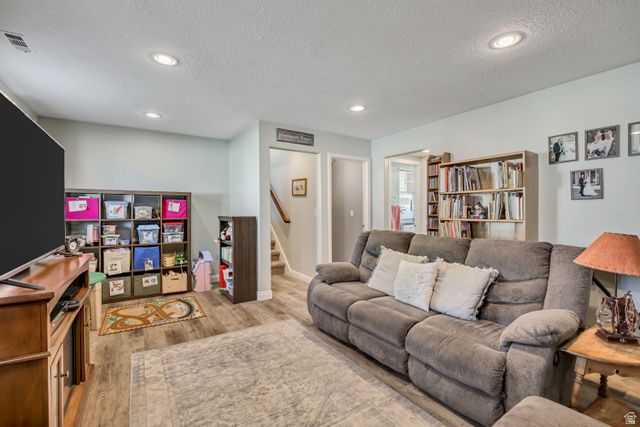 9639 S SKYE PARK RD, South Jordan, UT 84009