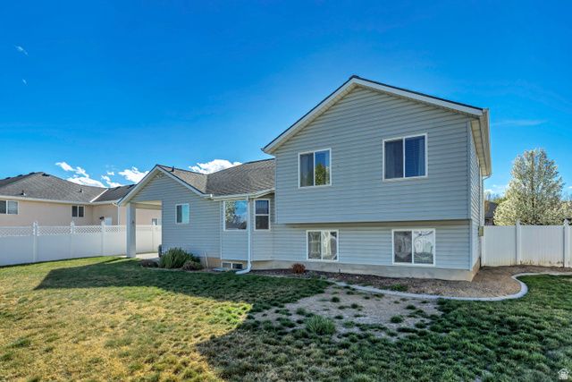 9639 S SKYE PARK RD, South Jordan, UT 84009