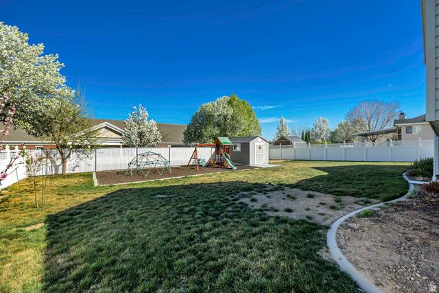 9639 S SKYE PARK RD, South Jordan, UT 84009