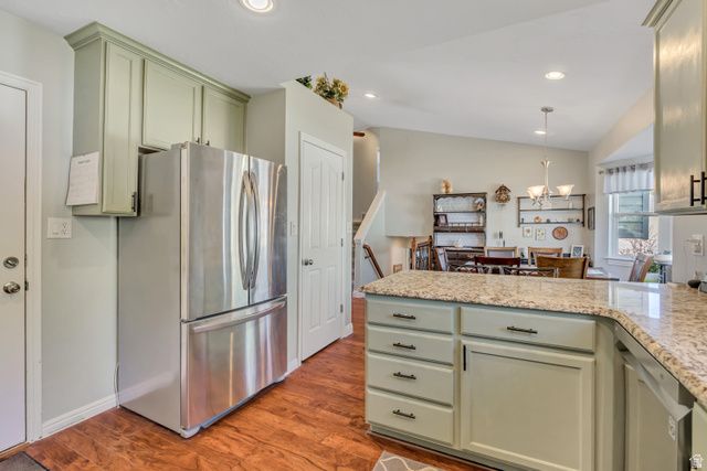 9639 S SKYE PARK RD, South Jordan, UT 84009