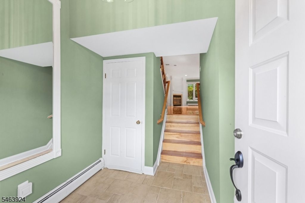 106 Stockton Ct, Parsippany-troy Hills Twp., NJ 07950 — photo 3