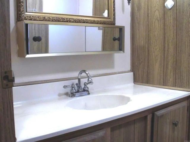 2300 E Valley 2, Escondido, CA 92027