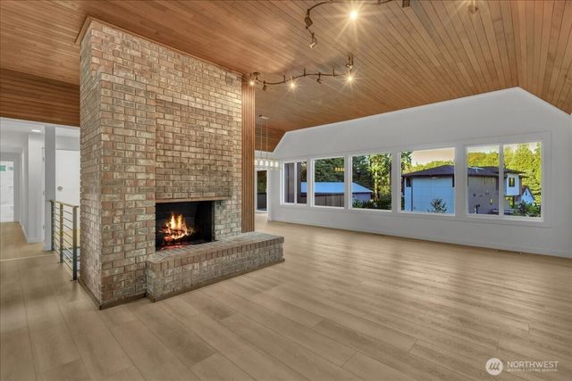 30230 23rd Avenue SW, Federal Way, WA 98023