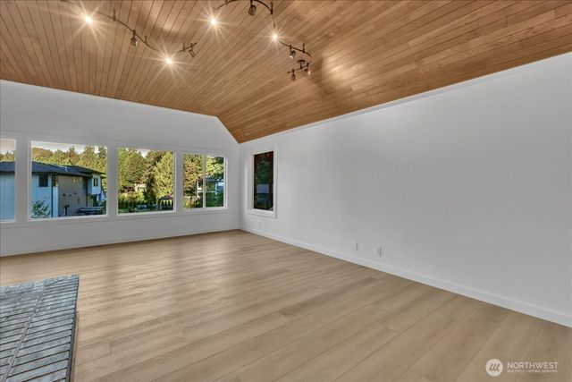 30230 23rd Avenue SW, Federal Way, WA 98023