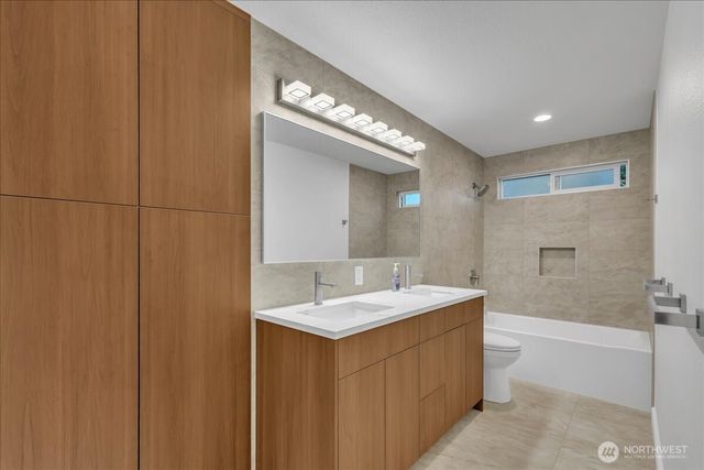 30230 23rd Avenue SW, Federal Way, WA 98023
