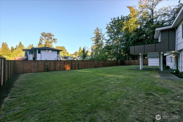 30230 23rd Avenue SW, Federal Way, WA 98023