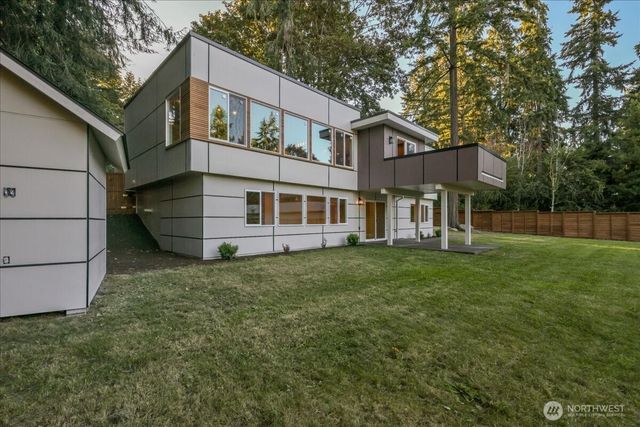 30230 23rd Avenue SW, Federal Way, WA 98023