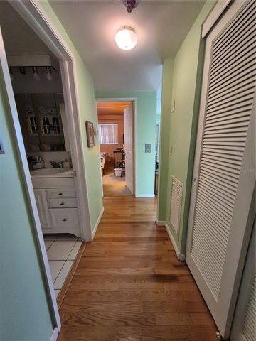 6000 20TH STREET N 116, St Petersburg, FL 33714