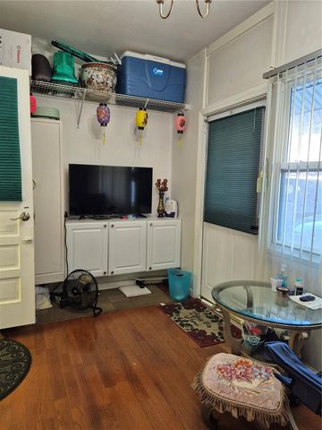 6000 20TH STREET N 116, St Petersburg, FL 33714