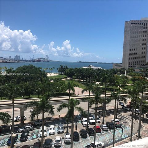 50 Biscayne Blvd 705, Miami, FL 33132