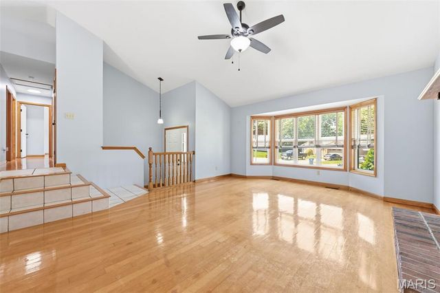 1216 Flagstone Terrace, Lake St Louis, MO 63367