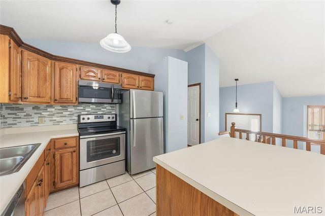 1216 Flagstone Terrace, Lake St Louis, MO 63367