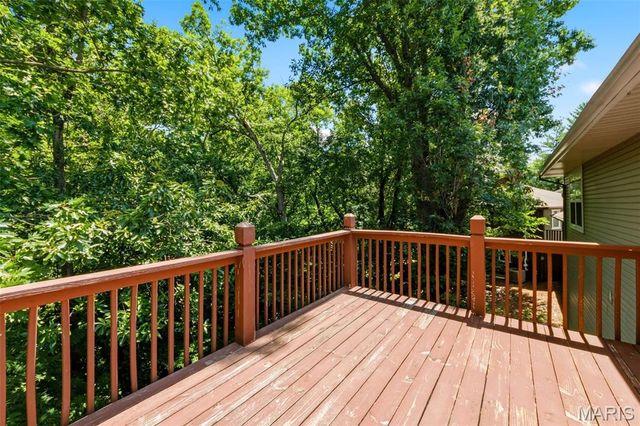 1216 Flagstone Terrace, Lake St Louis, MO 63367