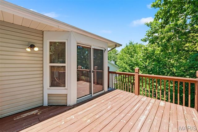 1216 Flagstone Terrace, Lake St Louis, MO 63367