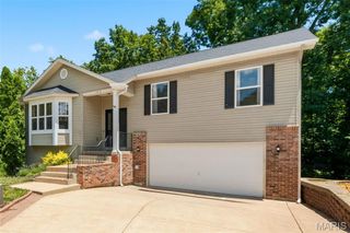 1216 Flagstone Terrace, Lake St Louis, MO 63367