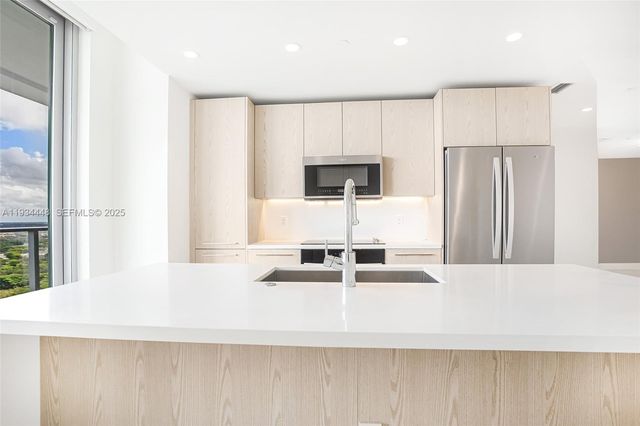 2000 Metropica Way 2501, Sunrise, FL 33323