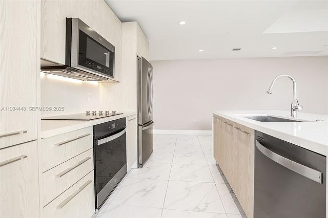 2000 Metropica Way 2501, Sunrise, FL 33323