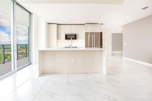 2000 Metropica Way 2501, Sunrise, FL 33323