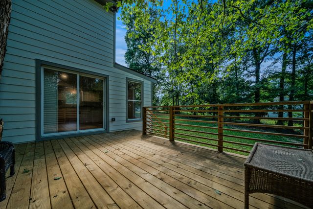 1390 Primm Rd, Ashland City, TN 37015