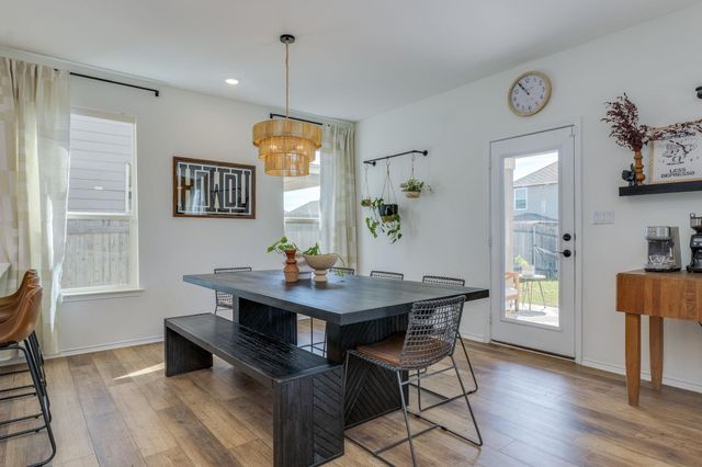 1130 ARONIA LN 145, Georgetown, TX 78626