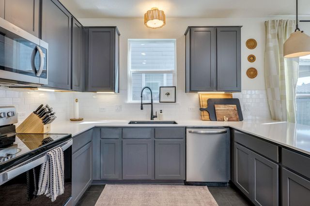 1130 ARONIA LN 145, Georgetown, TX 78626