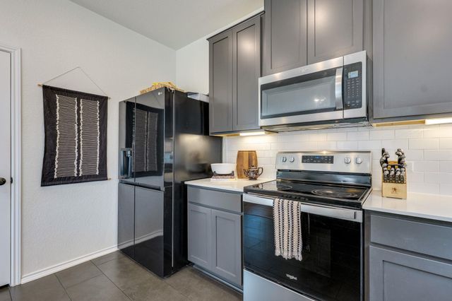 1130 ARONIA LN 145, Georgetown, TX 78626