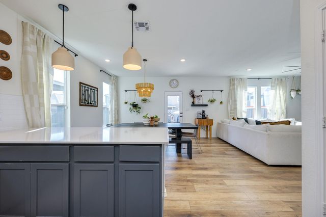 1130 ARONIA LN 145, Georgetown, TX 78626