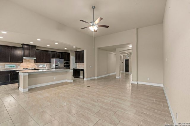 13210 Navasota Parke, San Antonio, TX 78254