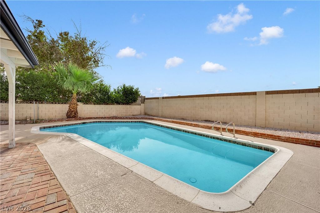 6329 Explorer Drive, Las Vegas, NV 89103 — photo 3