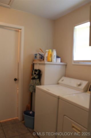 420902 E 1164 Road, Eufaula, OK 74432